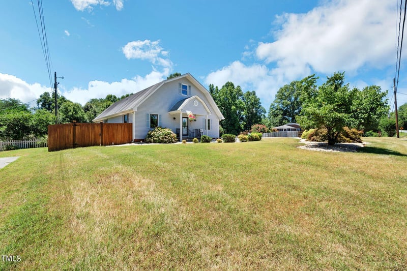 1047 Ivey Rd, Graham, NC 27253