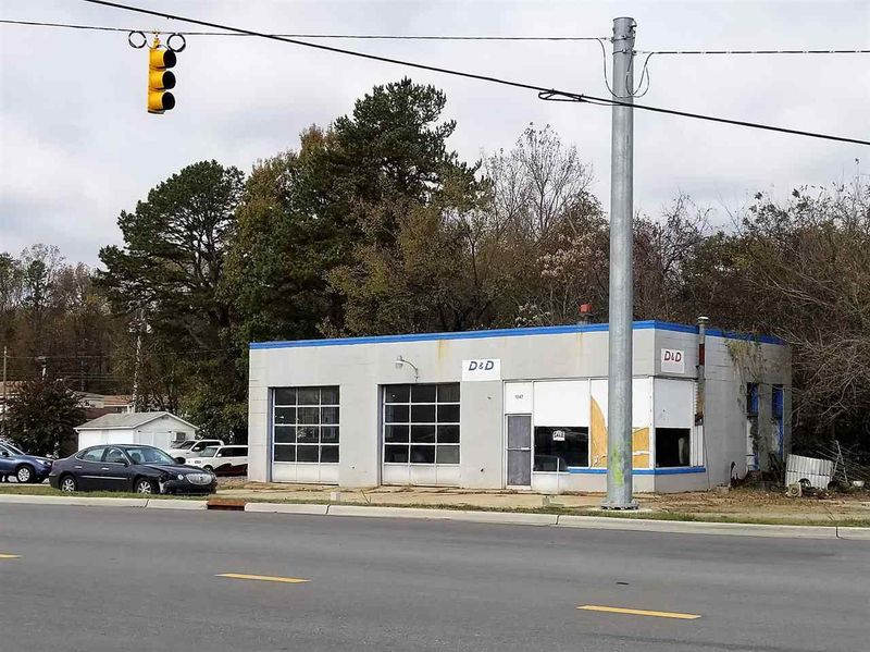 1047 N Madison Blvd, Roxboro, NC 27573
