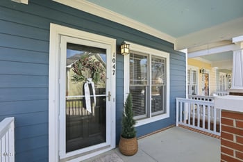 1047 Mica Lamp Ct, Apex, NC 27502