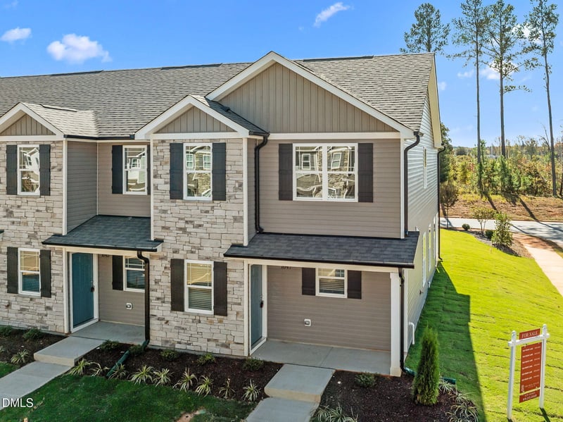 1047 Peony Ln, Youngsville, NC 27596