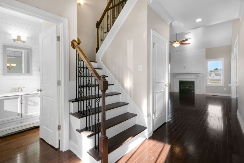 1048 Dixon Rd, Willow Springs, NC 27592