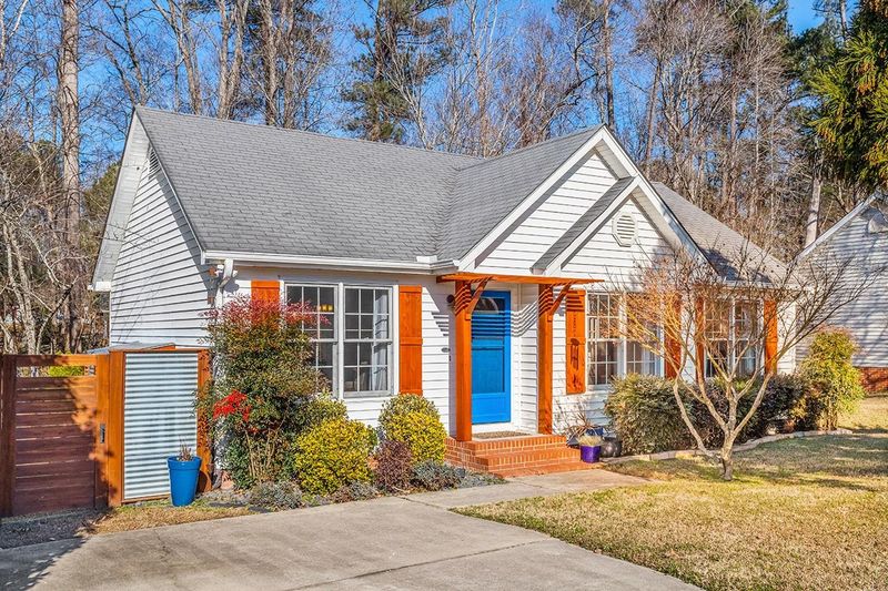1048 Holly Pointe Dr, Wendell, NC 27591
