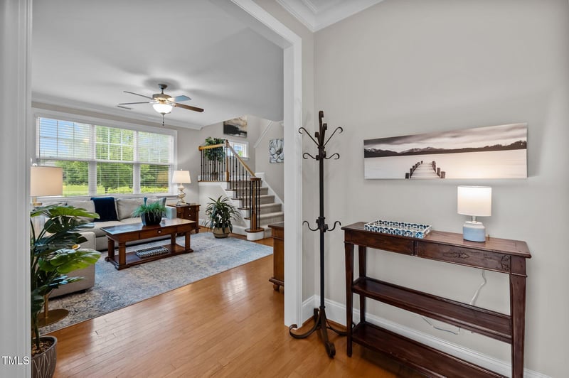 1048 Philpott Dr, Chapel Hill, NC 27517