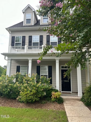 1048 Philpott Dr, Chapel Hill, NC 27517