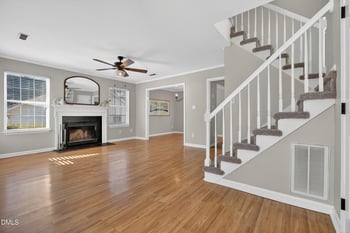 1049 Mills St, Raleigh, NC 27608