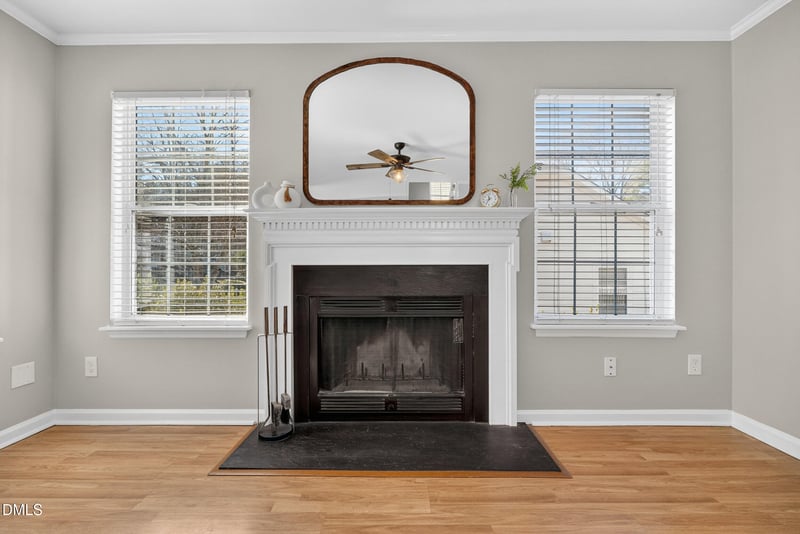 1049 Mills St, Raleigh, NC 27608