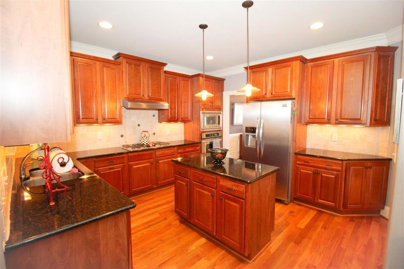 1049 Prairie Aster Ct, Wake Forest, NC 27587