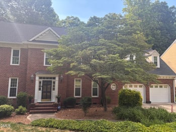 1049 Vestavia Woods Dr, Raleigh, NC 27615