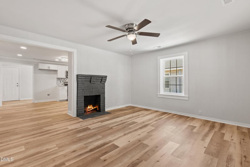 105 3rd St, Erwin, NC 28339