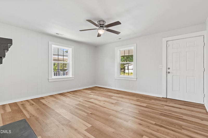 105 3rd St, Erwin, NC 28339