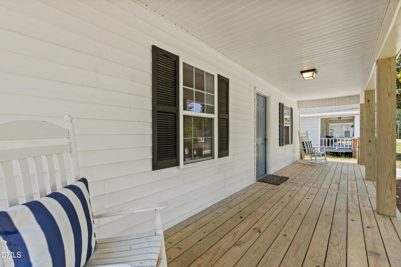 105 3rd St, Erwin, NC 28339