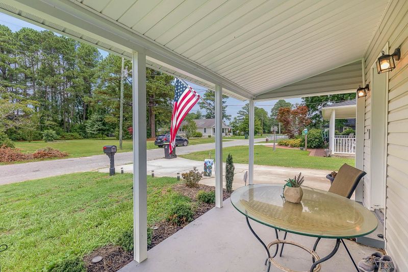 105 4th St, Erwin, NC 28339
