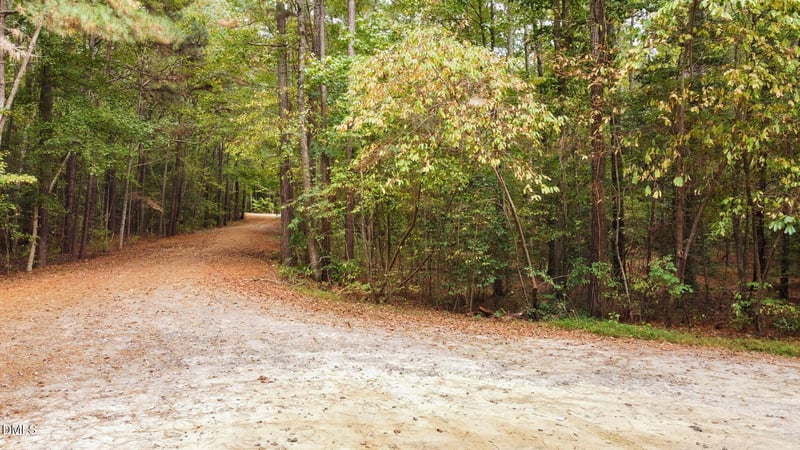 105 Acoma Cir, Louisburg, NC 27549