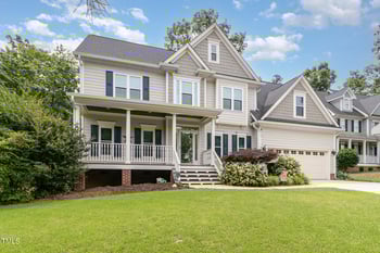 105 Acorn Ridge Ln, Holly Springs, NC 27540