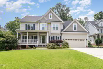 105 Acorn Ridge Ln, Holly Springs, NC 27540