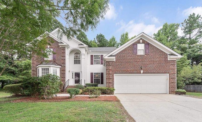 105 Adrians Pl, Chapel Hill, NC 27514