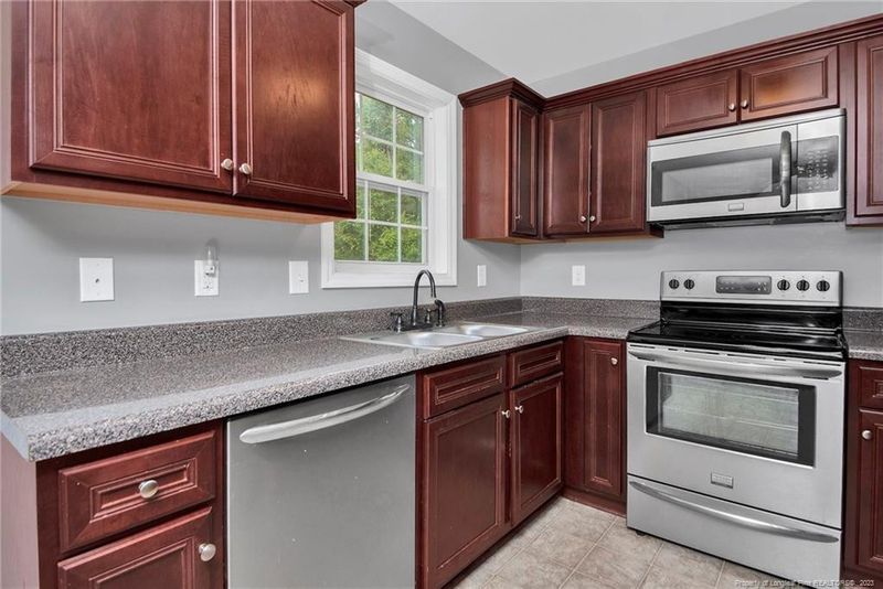 105 Andorra Pl, Angier, NC 27501