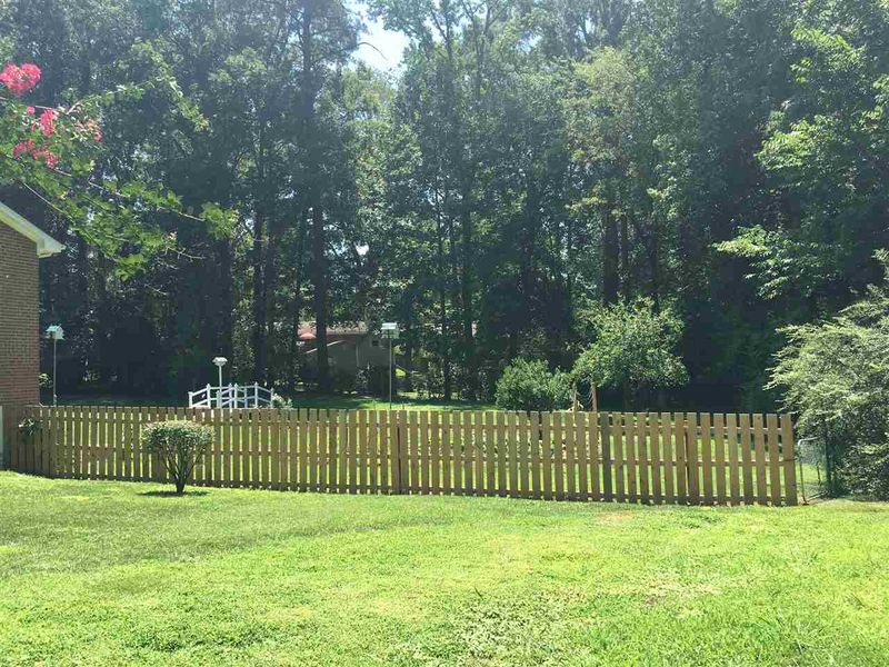 105 Argyle Ct, Garner, NC 27529