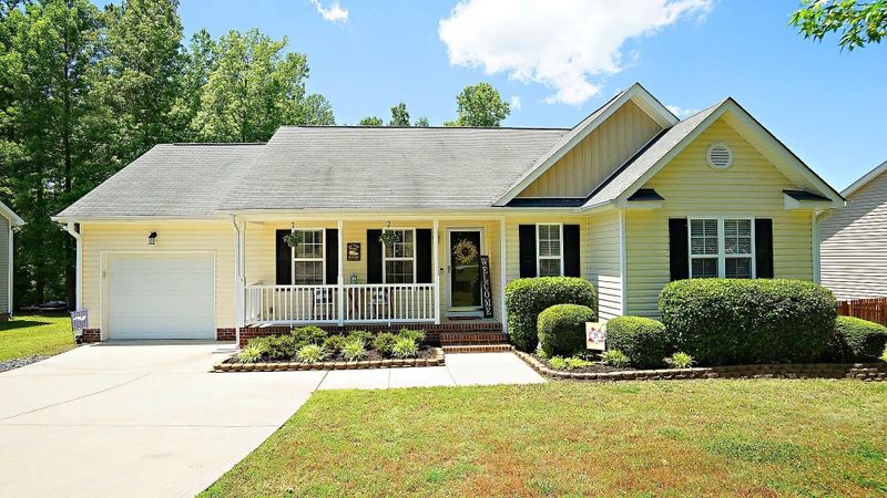105 Atherton Dr, Youngsville, NC 27596