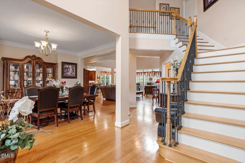 105 Aviary Ct, Clayton, NC 27520