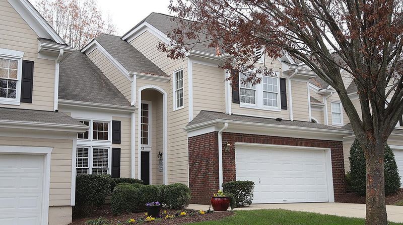 105 Badin Lake Ct, Cary, NC 27519