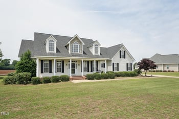 105 Bagley Ln, Dunn, NC 28334