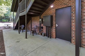 105 Baines Ct, Cary, NC 27511