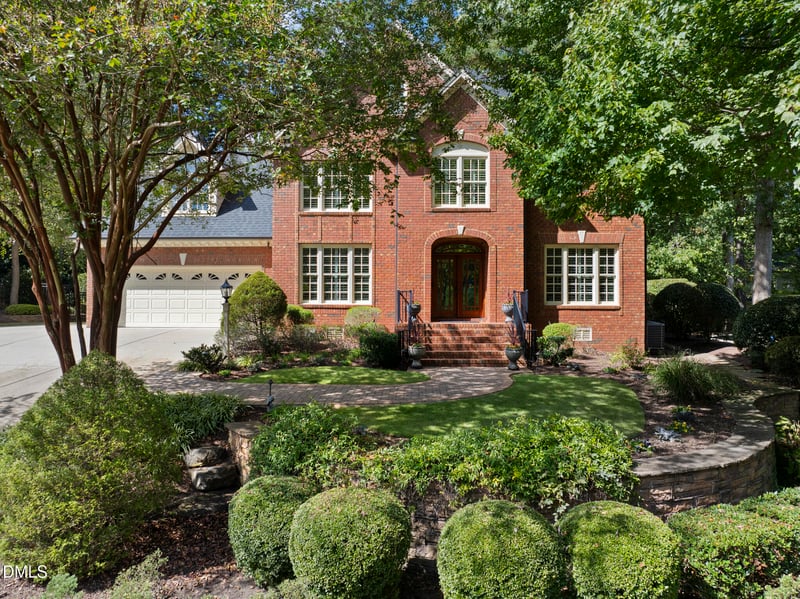 105 Balzac Ct, Cary, NC 27511