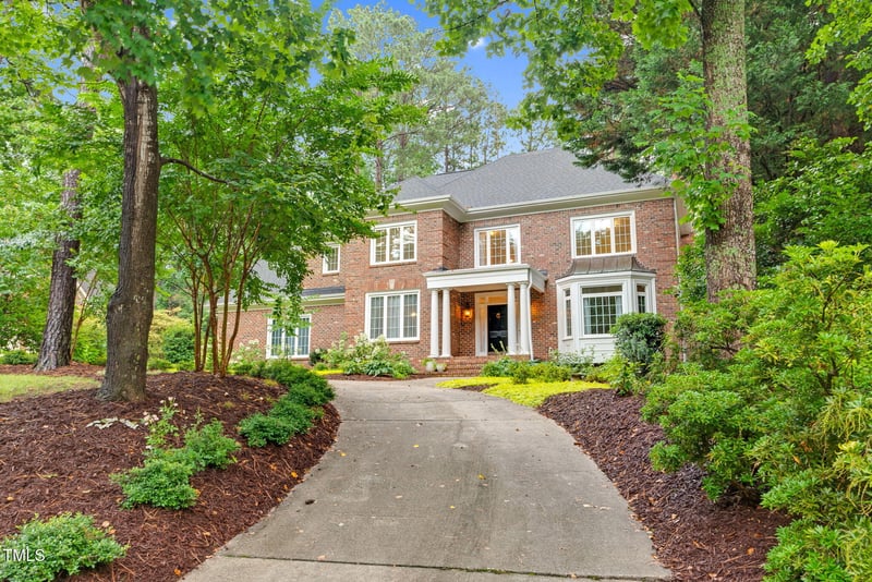 105 Bathgate Ln, Cary, NC 27513