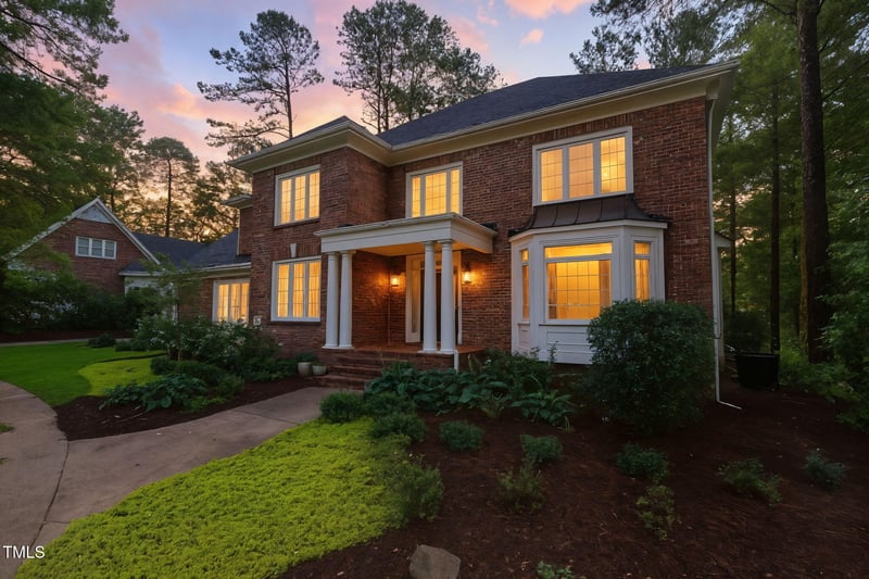 105 Bathgate Ln, Cary, NC 27513
