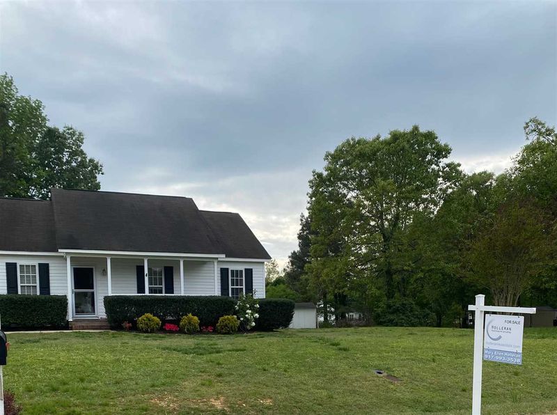 105 Belgium Pl, Zebulon, NC 27597