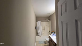 105 Belle Meade Ct, Benson, NC 27504