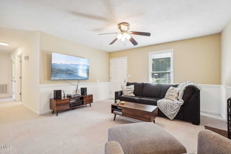 105 Bend Dr, Knightdale, NC 27545