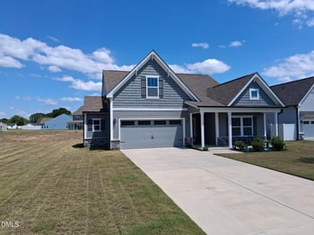 105 Benson Village Dr, Benson, NC 27504