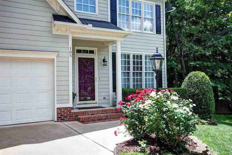 105 Bideford Pl, Cary, NC 27513
