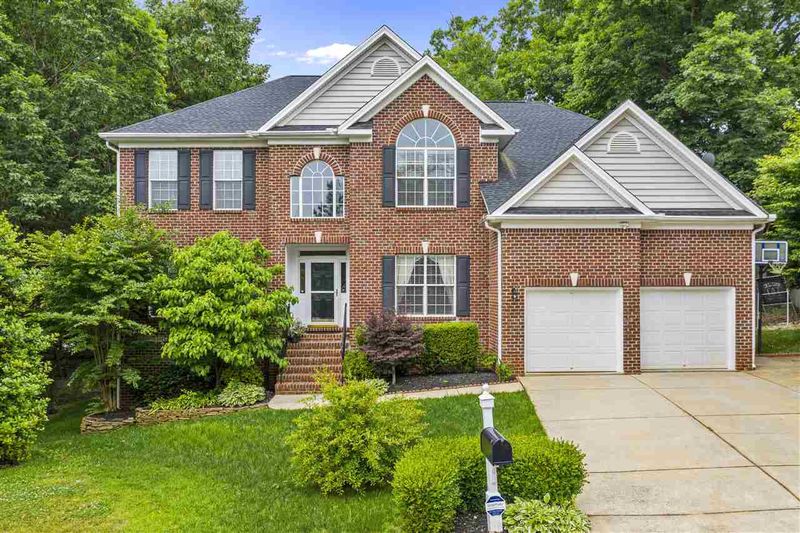 105 Black Tie Ln, Chapel Hill, NC 27514