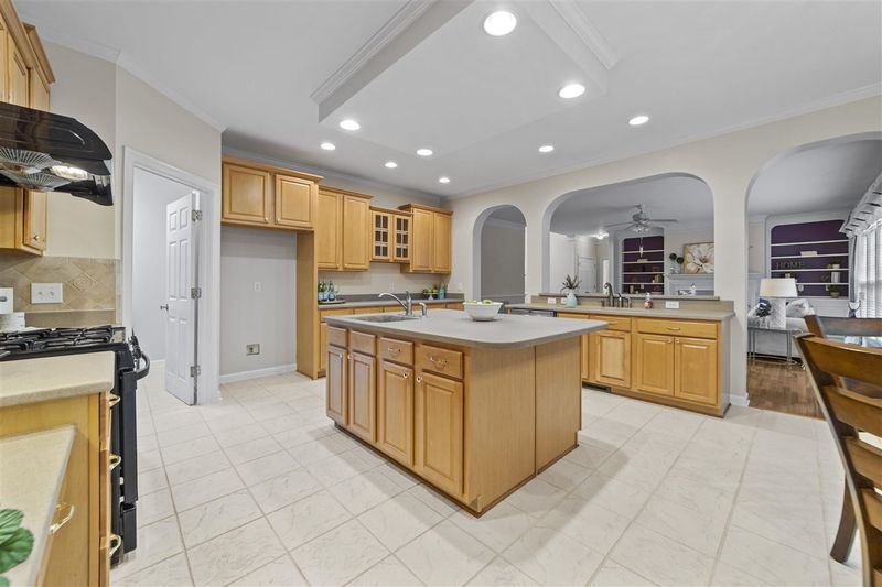 105 Black Tie Ln, Chapel Hill, NC 27514