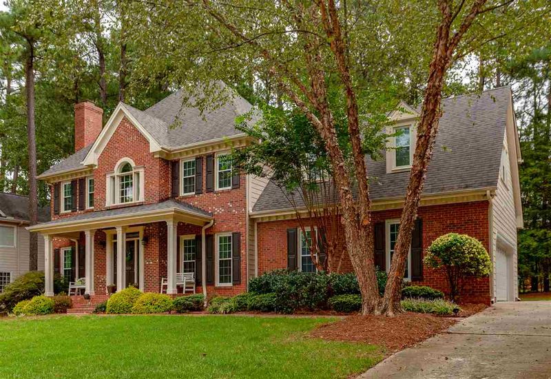 105 Blythewood Ct, Cary, NC 27513