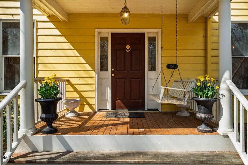 105 Bristol Dr, Chapel Hill, NC 27516