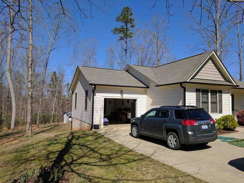 105 Broken Lance, Youngsville, NC 27596