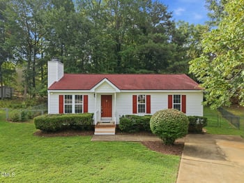105 Cabrita Ct, Holly Springs, NC 27540