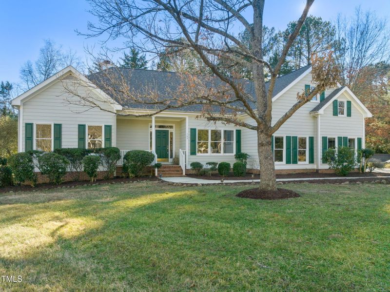 105 Candlelight Ct, Durham, NC 27707