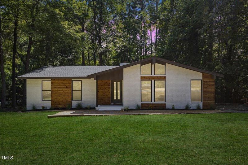 105 Canton Ct, Chapel Hill, NC 27516