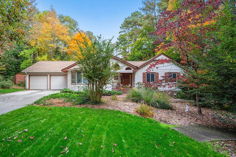105 Carriage Trl, Raleigh, NC 27614