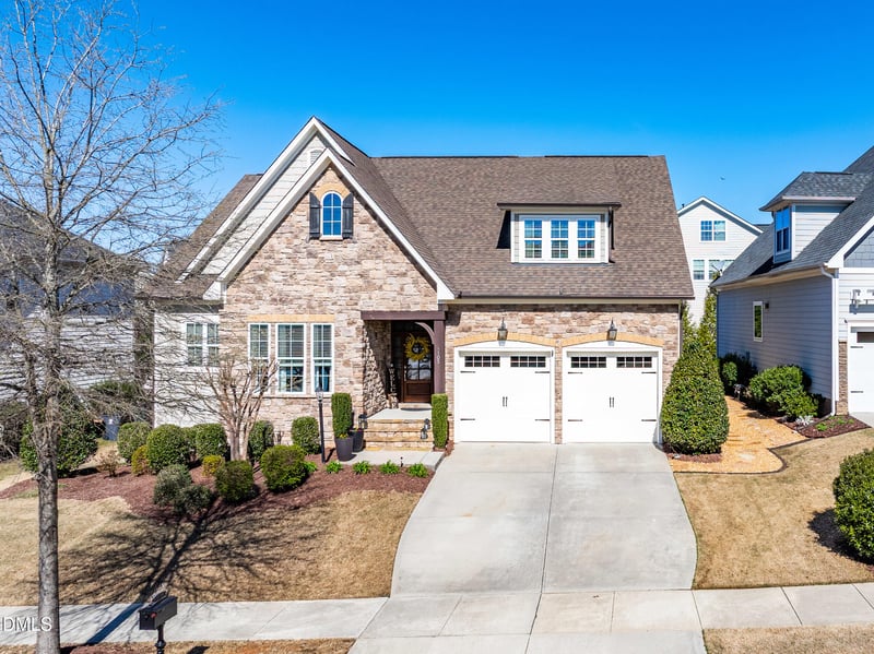 105 Carving Tree Ct, Holly Springs, NC 27540
