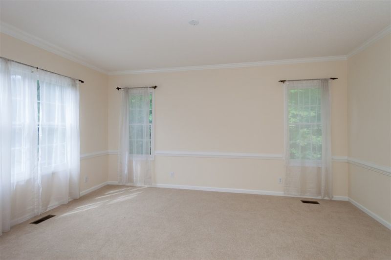105 Chancellors Ridge Dr, Durham, NC 27713