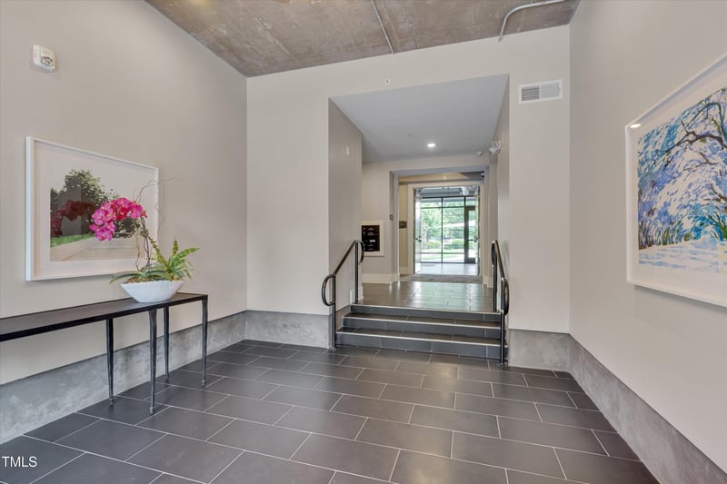 105 Chatham Walk Ln #102, Cary, NC 27511