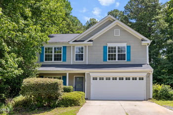 105 Chilmark Ridge Dr, Holly Springs, NC 27540