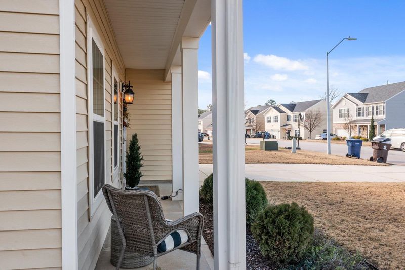 105 Chownings Dr, Sanford, NC 27330