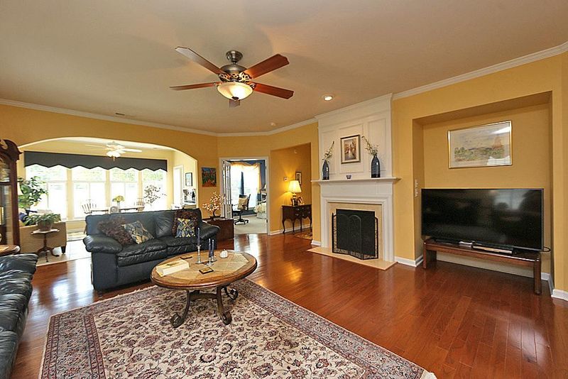 105 Christow Ct, Cary, NC 27519